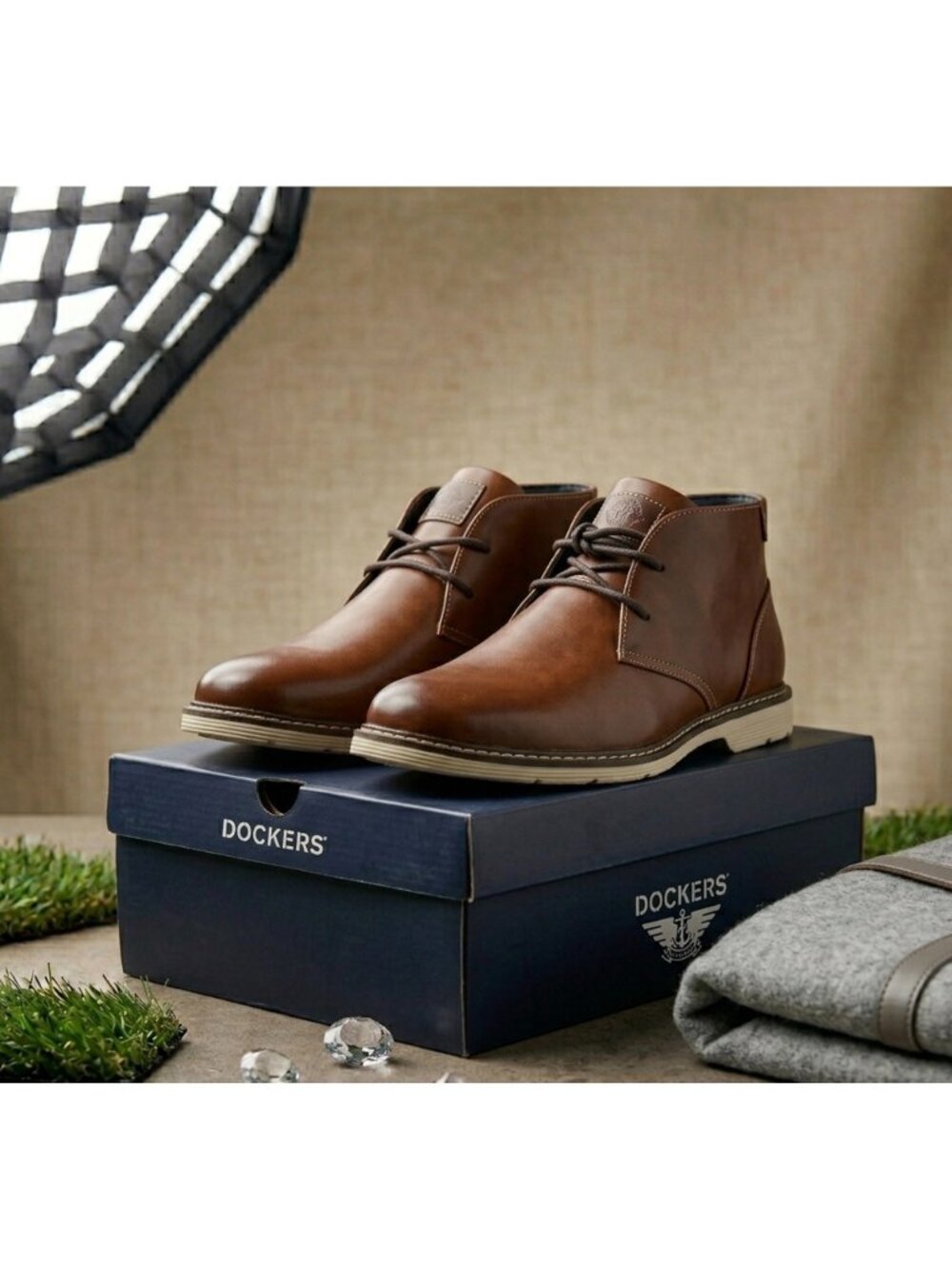 Dockers Mens Brown Leather Chukka Boots With Cushioning Sole Size 7.5